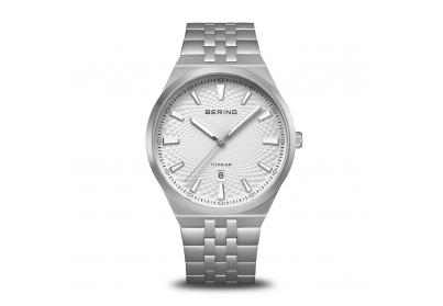 Bering Classic férfi óra 16141-704