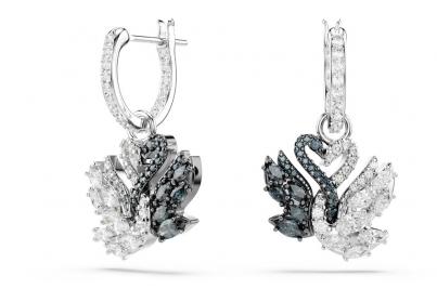 Swarovski Swan fülbevaló 5705728