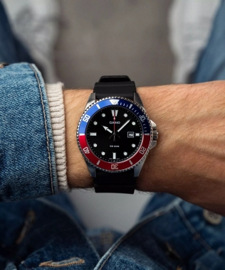Casio Duro férfi óra MDV-107-1A3VEF