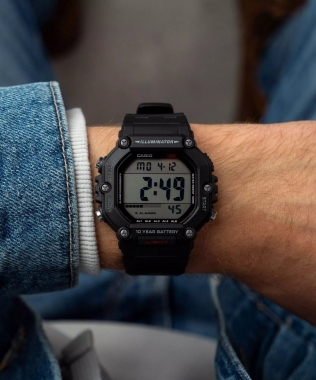 Casio férfi óra AE-1600H-1AVEF