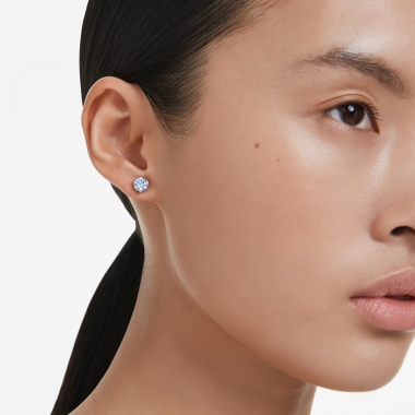 Swarovski Solitaire fülbevaló kék kristállyal