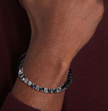 Tommy Hilfiger karkötő THJ2790473